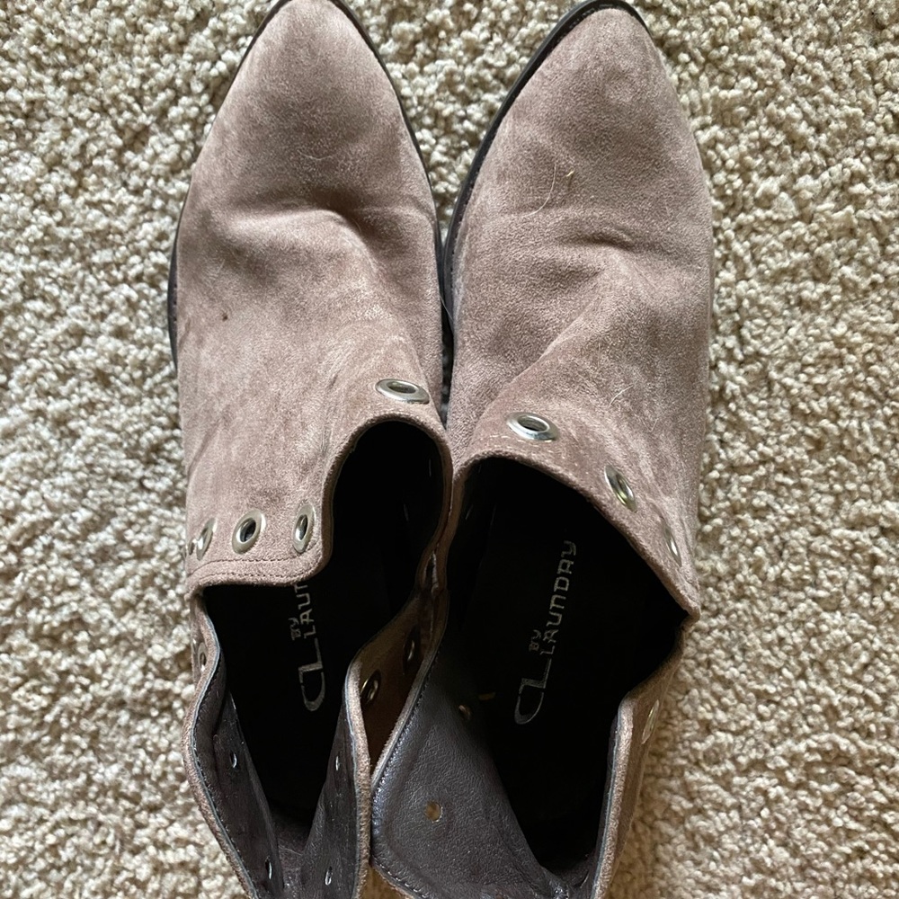 Booties!! Perfect for fall! - Picture 2 of 2